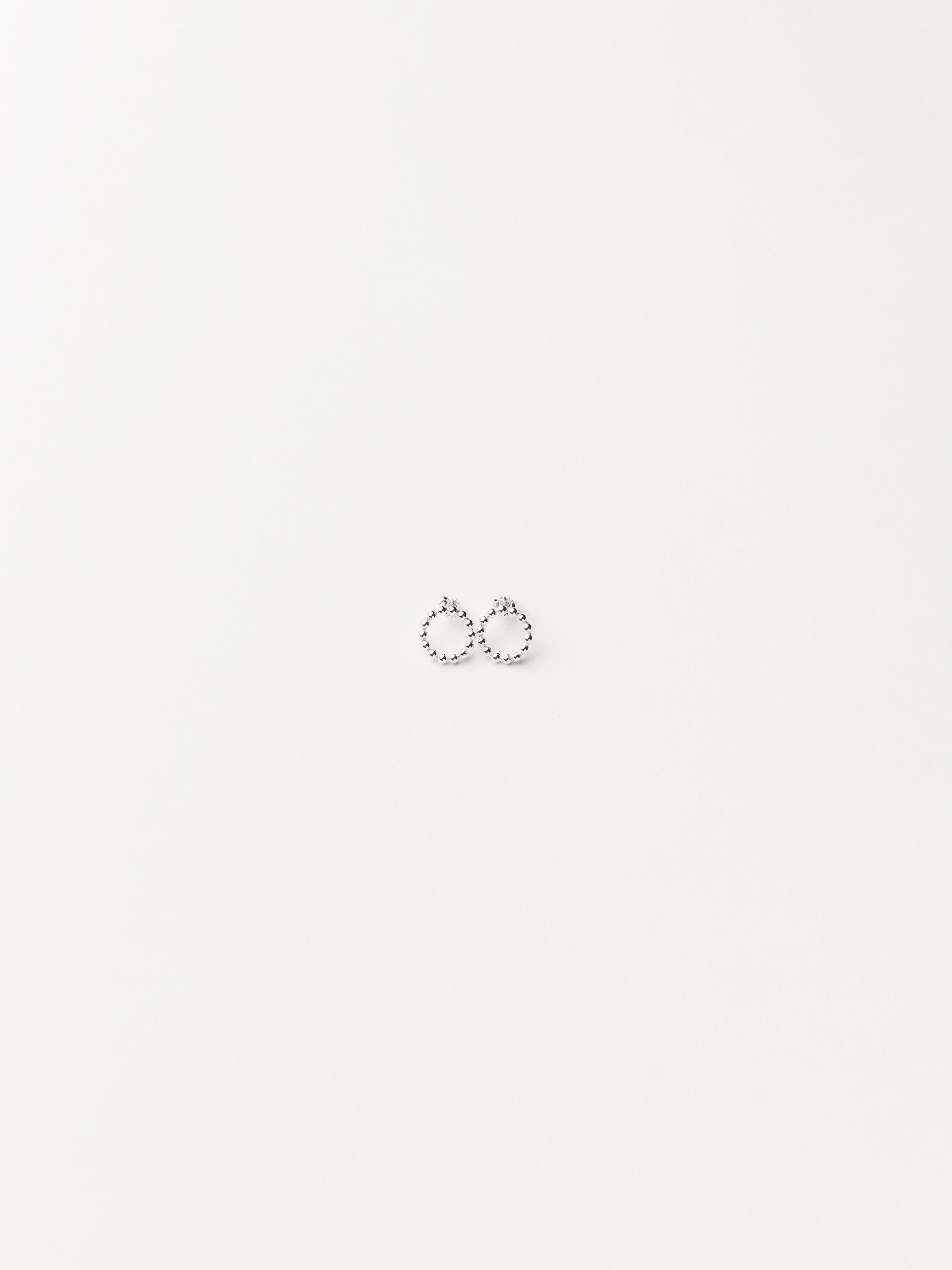 Dots on ear