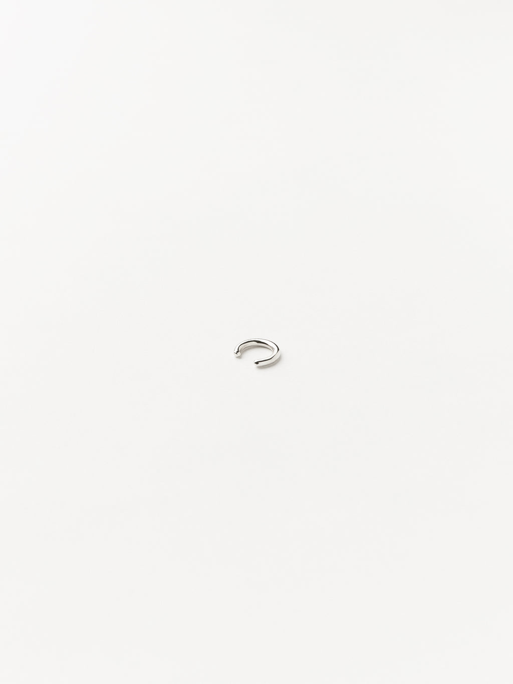 Ear cuff single