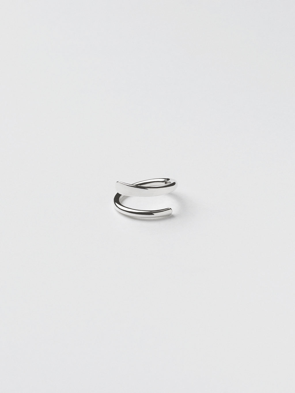 Simple twist ring